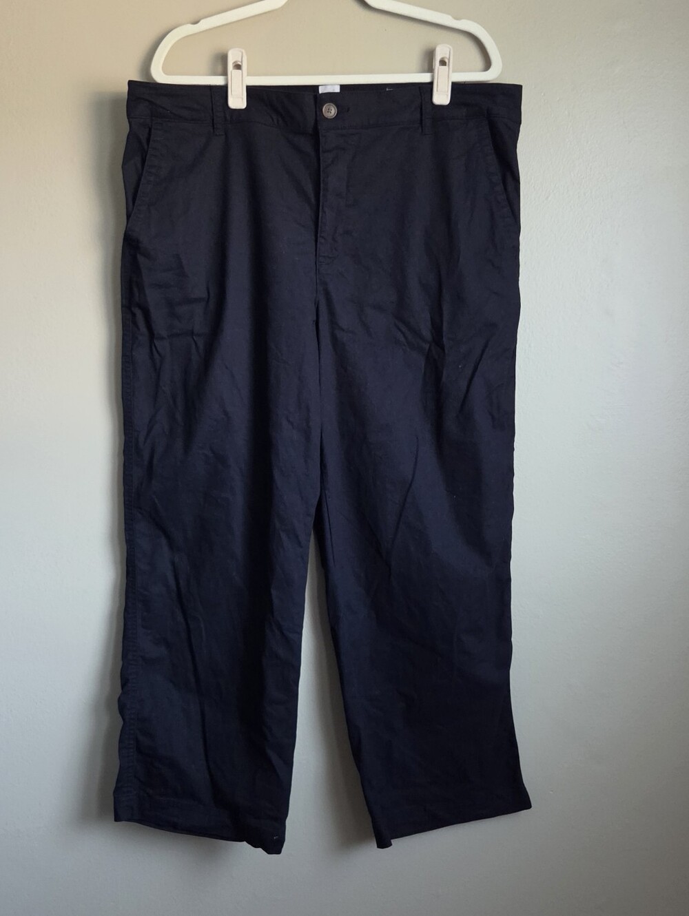 Gap Black Straight-Leg Pants